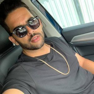 Meet your Posher, Jose